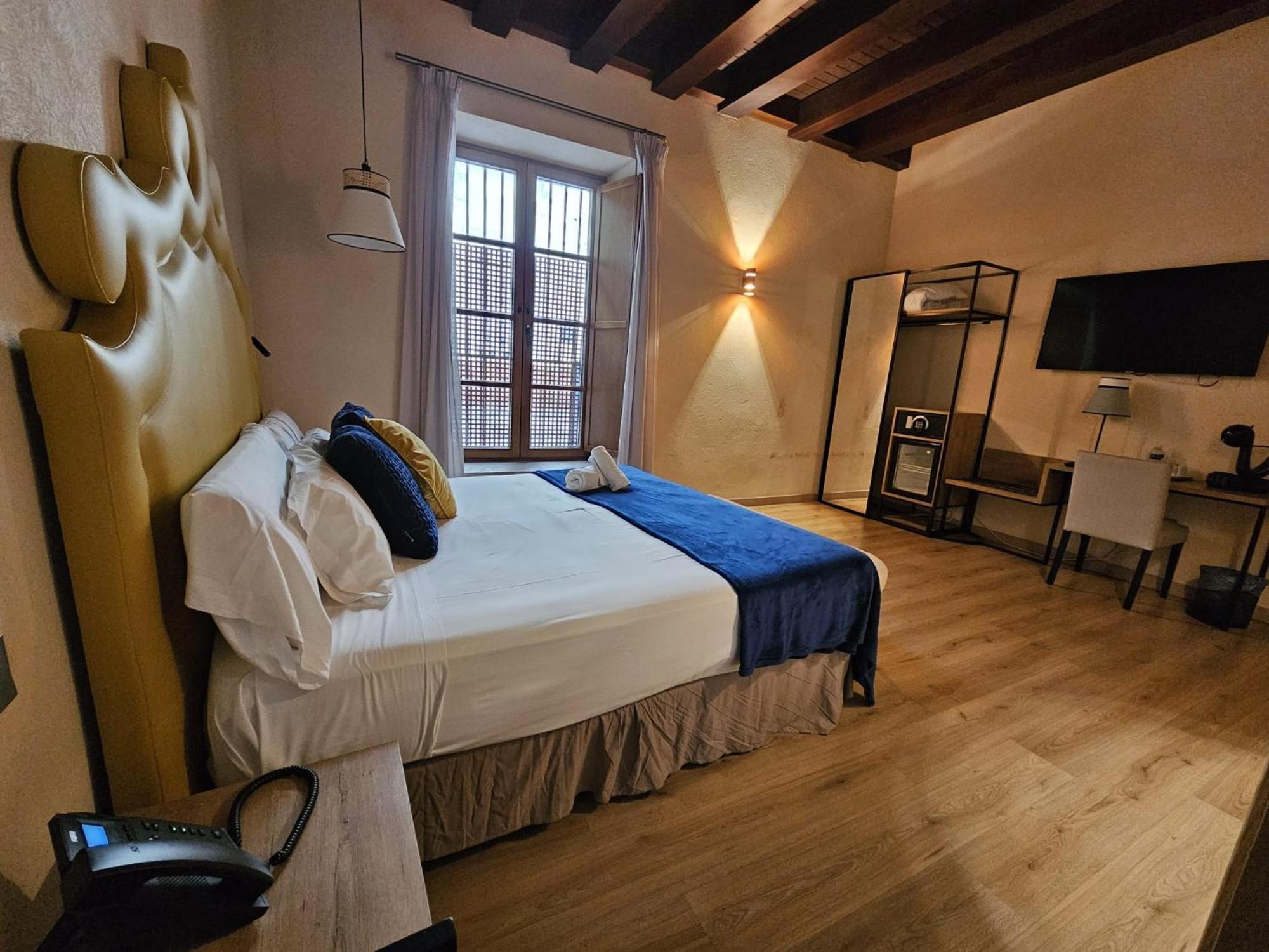 Hemd Hotels Puerta Real Boutique — Photos 3